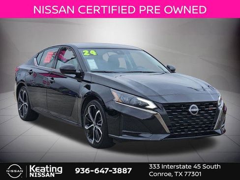 Certified 2024 Nissan Altima 2.5 SR image 1