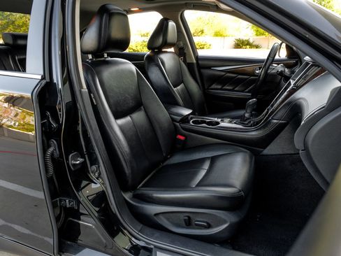 Used 2019 INFINITI Q50 Luxe w/ Essential Package (3.0T Luxe) image 39