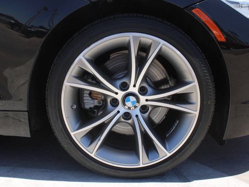 Used 2015 BMW Z4 sDrive35i RWD image 25