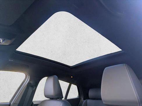 New 2026 BMW X2 xDrive28i w/ Convenience Package image 15