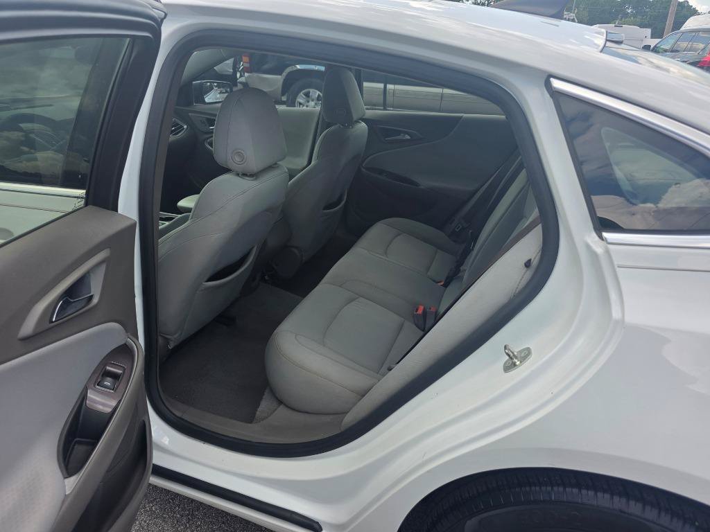 Used 2018 Chevrolet Malibu LS FWD image 7