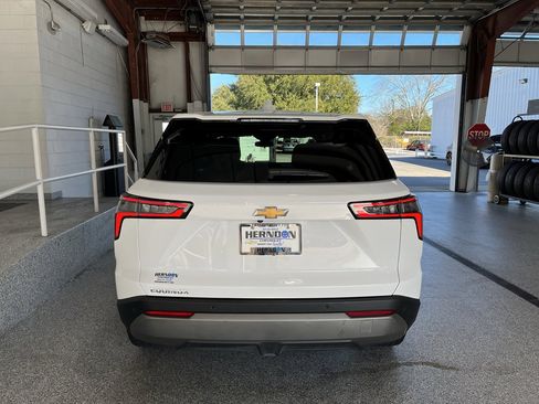 Used 2025 Chevrolet Equinox LT image 7