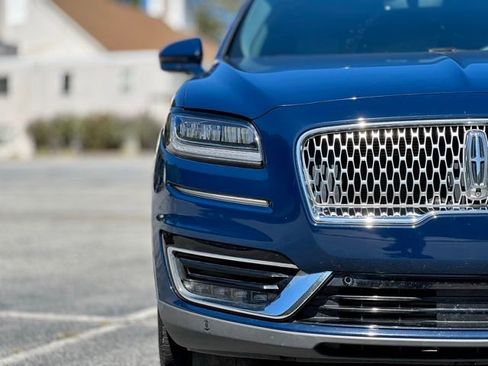 Used 2019 Lincoln Nautilus Reserve image 5