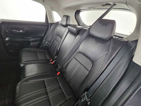 Used 2023 Honda HR-V EX-L image 17