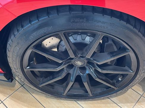 Used 2017 Ford Mustang Shelby GT350 RWD image 31