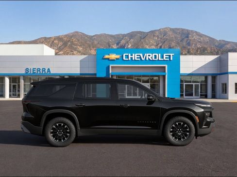New 2026 Chevrolet Traverse Z71 w/ LPO, Cargo Package AWD/4WD image 4