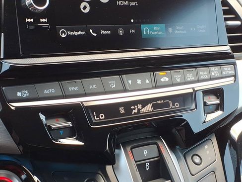 Used 2026 Honda Odyssey Touring image 32