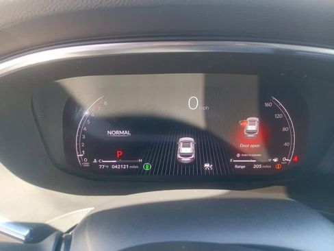 Used 2023 Acura MDX SH-AWD image 11