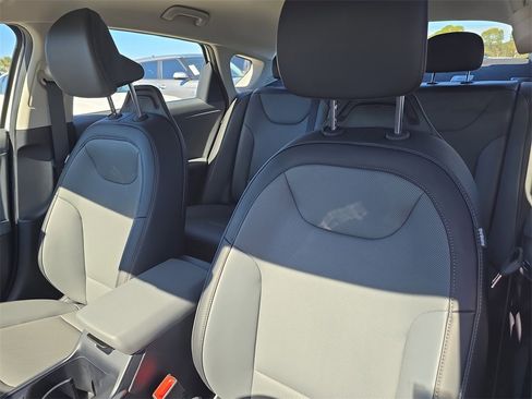 New 2026 Kia K4 EX image 21