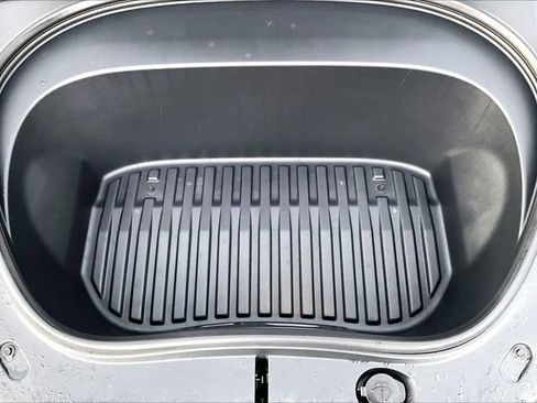 Used 2025 Tesla Model 3 Long Range image 33