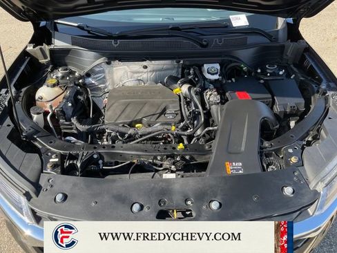 Used 2024 Chevrolet Trax LS FWD image 27