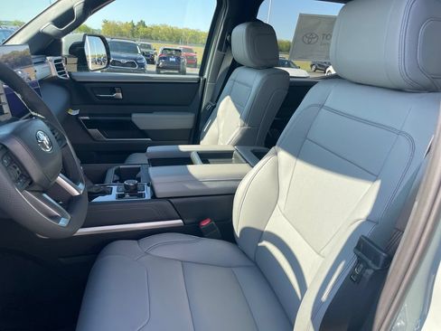 New 2026 Toyota Tundra Limited AWD/4WD image 23