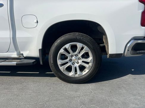 Used 2024 Chevrolet Silverado 1500 LTZ AWD/4WD image 9