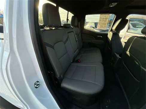 Certified 2024 Chevrolet Colorado ZR2 w/ ZR2 Convenience Package III image 27