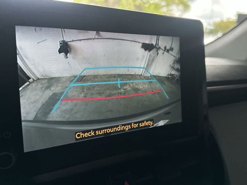 Used 2023 Toyota Corolla Cross L FWD image 19