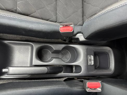 Used 2018 Nissan Kicks S FWD image 30