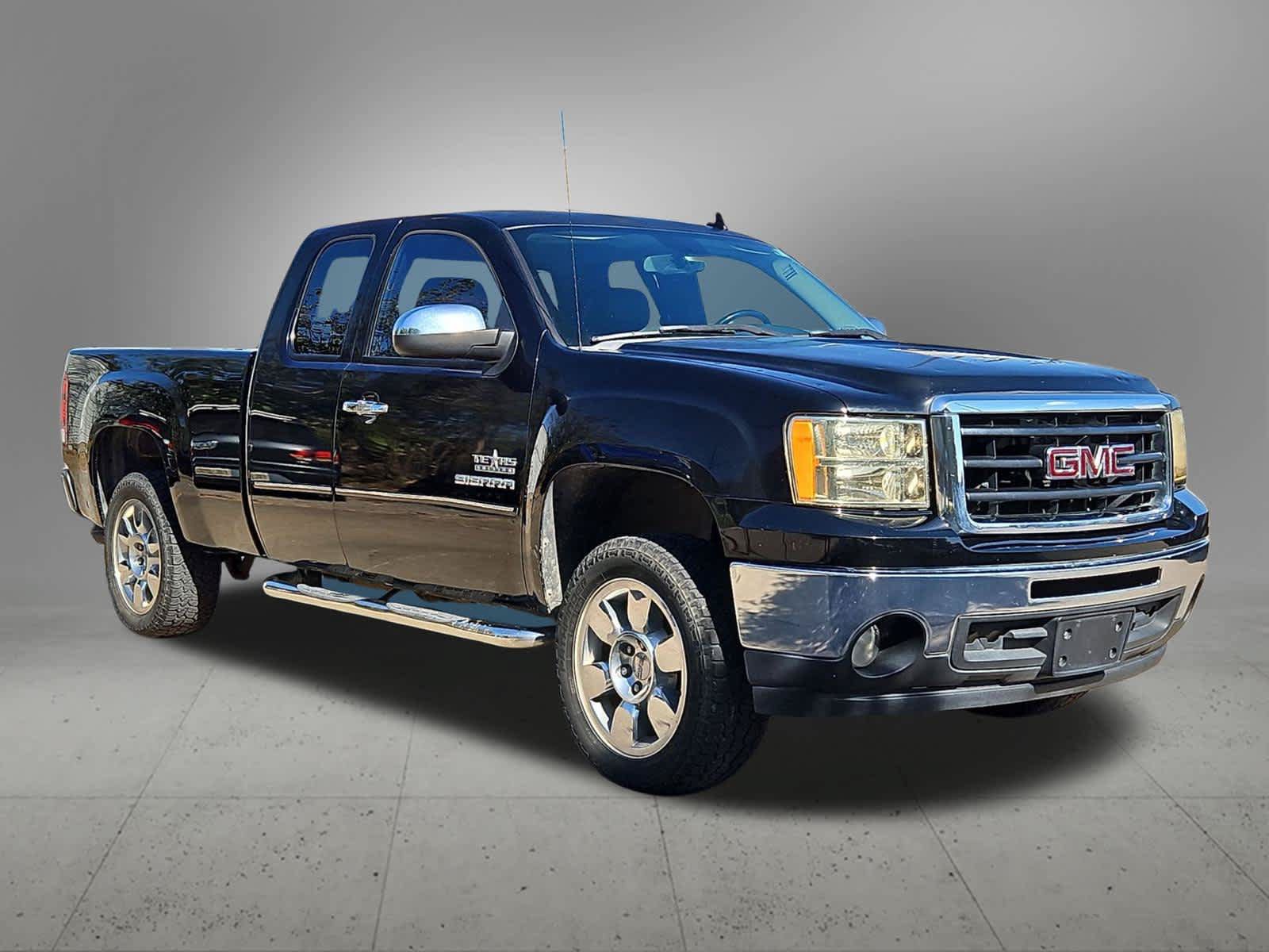 Used 2010 GMC Sierra 1500 SLE w/ Texas Edition RWD image 21