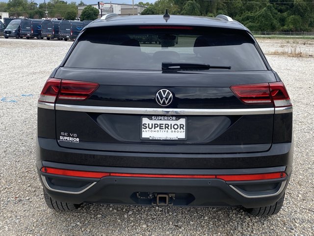 Used 2021 Volkswagen Atlas Cross Sport SE w/ Panoramic Sunroof Package FWD image 5