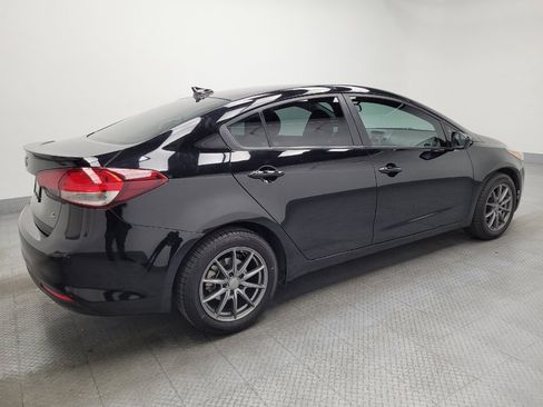Used 2018 Kia Forte S image 10