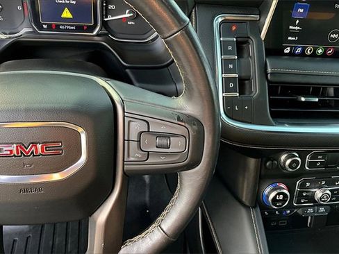 Used 2021 GMC Yukon XL AT4 w/ Technology Package image 17