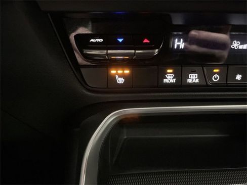 Used 2024 MAZDA CX-90 Plug-In Hybrid w/ Preferred image 32