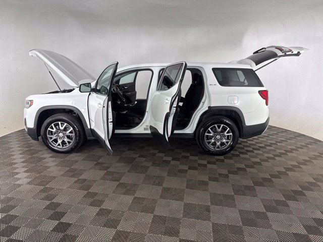 Used 2023 GMC Acadia SLE FWD image 18