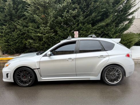 Used 2011 Subaru Impreza WRX STI image 4