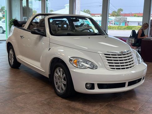 Used 2008 Chrysler PT Cruiser Convertible FWD image 8