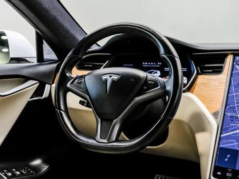 Used 2021 Tesla Model S Performance AWD/4WD image 17