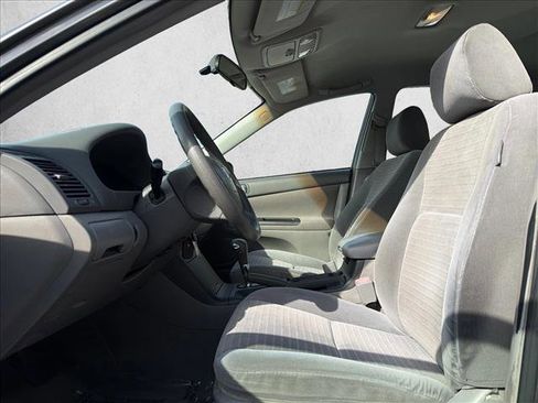 Used 2006 Toyota Camry LE image 11