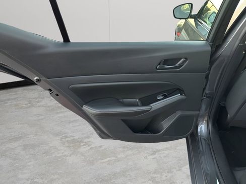 Used 2023 Nissan Altima 2.5 SV image 17