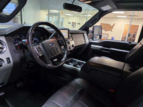Used 2016 Ford F350 Lariat w/ Lariat Ultimate Package image 16