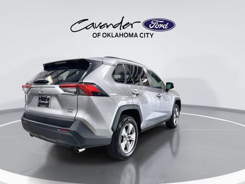 Used 2023 Toyota RAV4 XLE AWD/4WD image 8