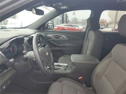 Certified 2023 Chevrolet Traverse LT image 16