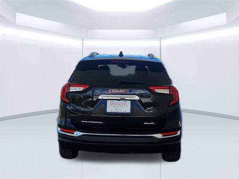 Used 2024 GMC Terrain SLT AWD/4WD image 6