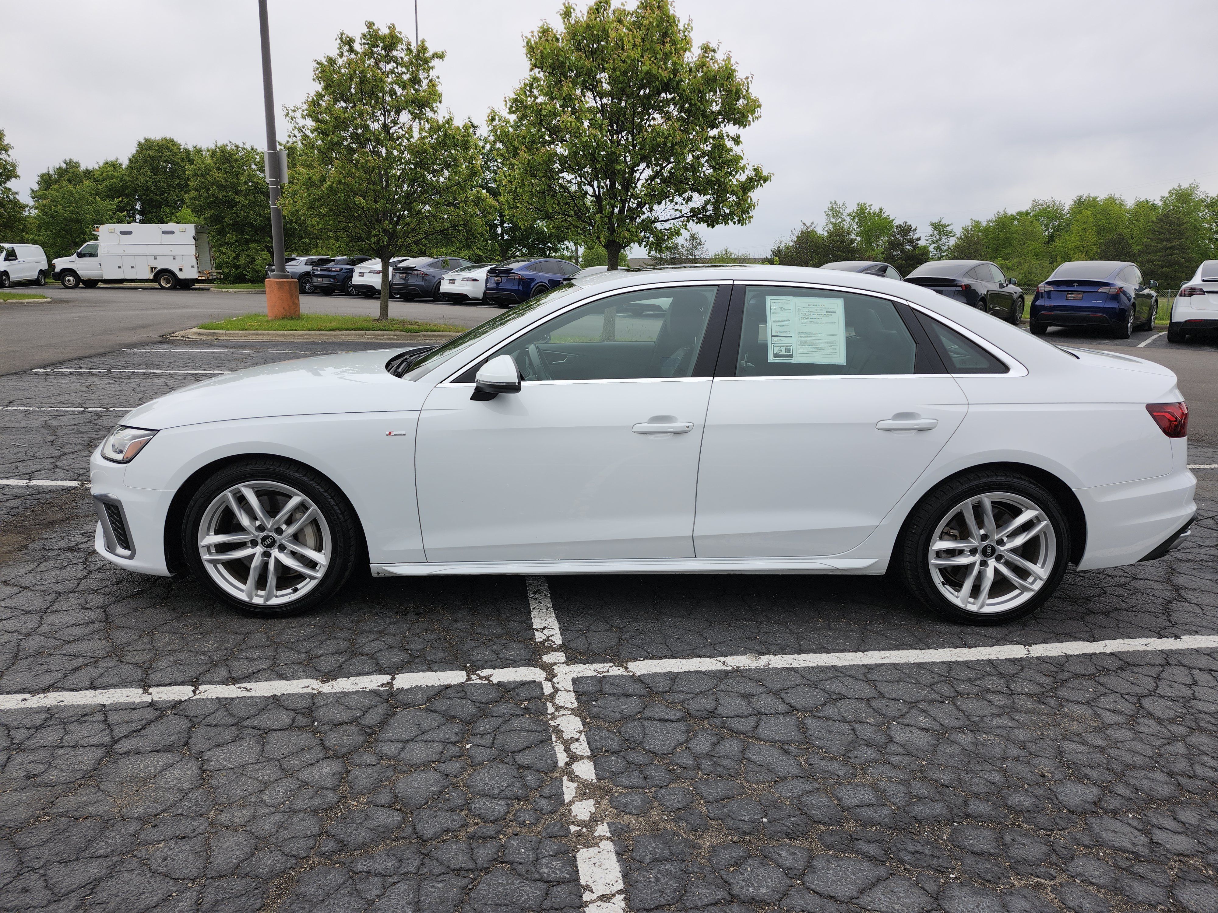 Used 2022 Audi A4 2.0T Premium Plus AWD/4WD image 15