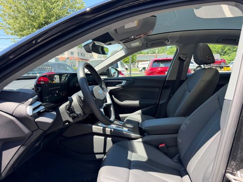 Used 2025 Audi A5 2.0T Premium w/ Convenience Package AWD/4WD image 18