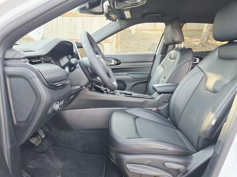 New 2026 Jeep Compass Latitude AWD/4WD image 13