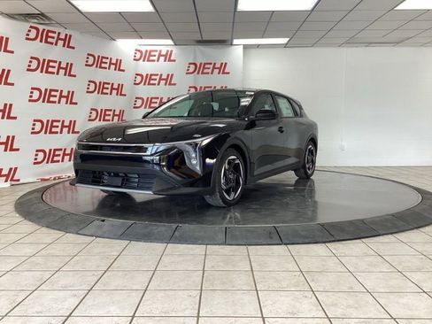 New 2026 Kia K4 EX FWD image 3