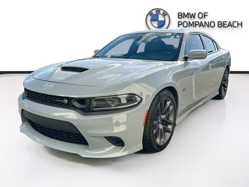 Used 2022 Dodge Charger Scat Pack w/ Plus Group image 3