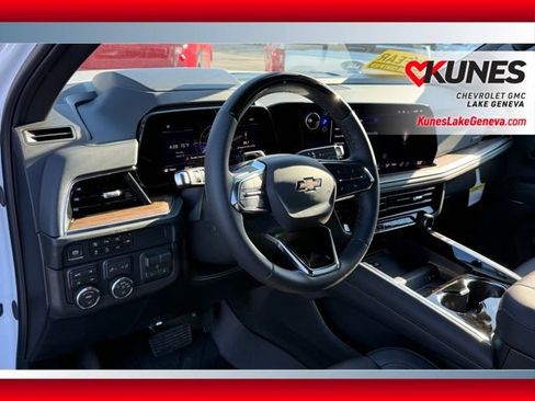 New 2026 Chevrolet Suburban High Country AWD/4WD image 33