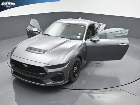 Used 2025 Ford Mustang GT RWD image 26