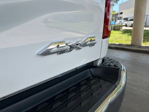 Used 2024 RAM 2500 Big Horn AWD/4WD image 21