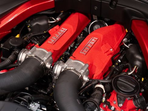 Certified 2023 Ferrari Portofino M image 19