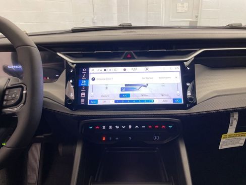 New 2026 Jeep Cherokee Limited image 13