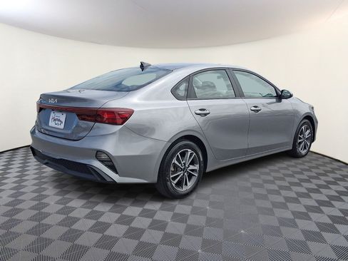 Certified 2024 Kia Forte LXS FWD image 6