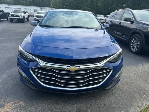 Certified 2023 Chevrolet Malibu LT image 2