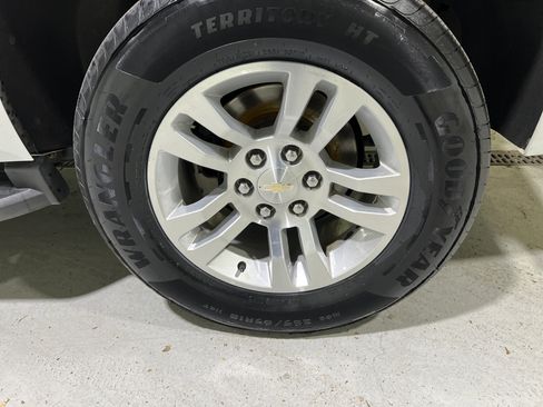 Used 2020 Chevrolet Tahoe LT image 13