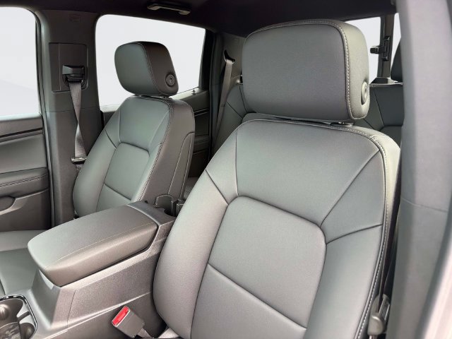 New 2026 Chevrolet Colorado LT w/ LT Convenience Package AWD/4WD image 21