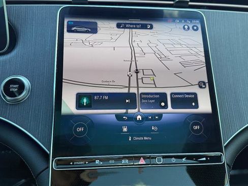 Used 2023 Mercedes-Benz EQE 500 4MATIC Sedan w/ Pinnacle Trim Package image 27